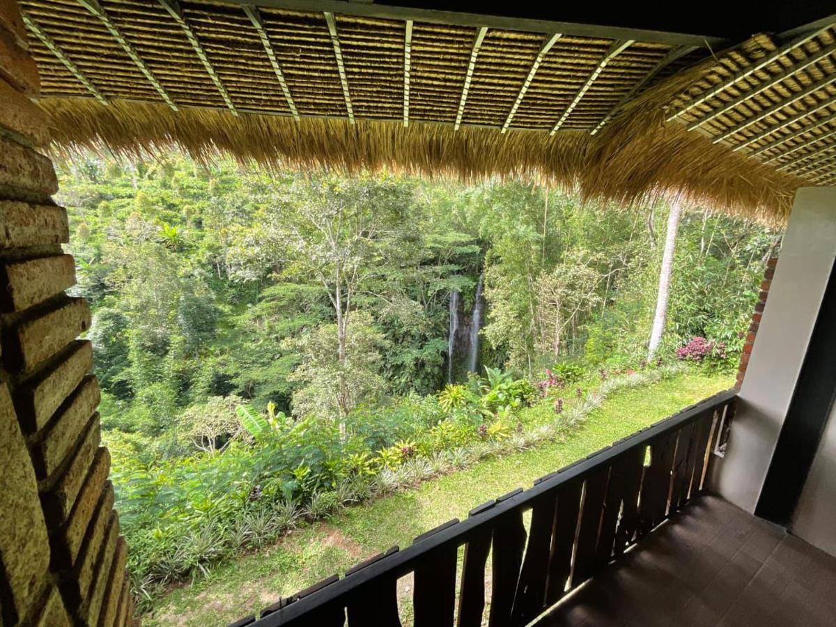 Munduk Tutub Waterfall View 외부 사진